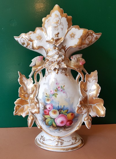 Vase aux oiseaux de Mariés, porcelaine du Vieux Paris
